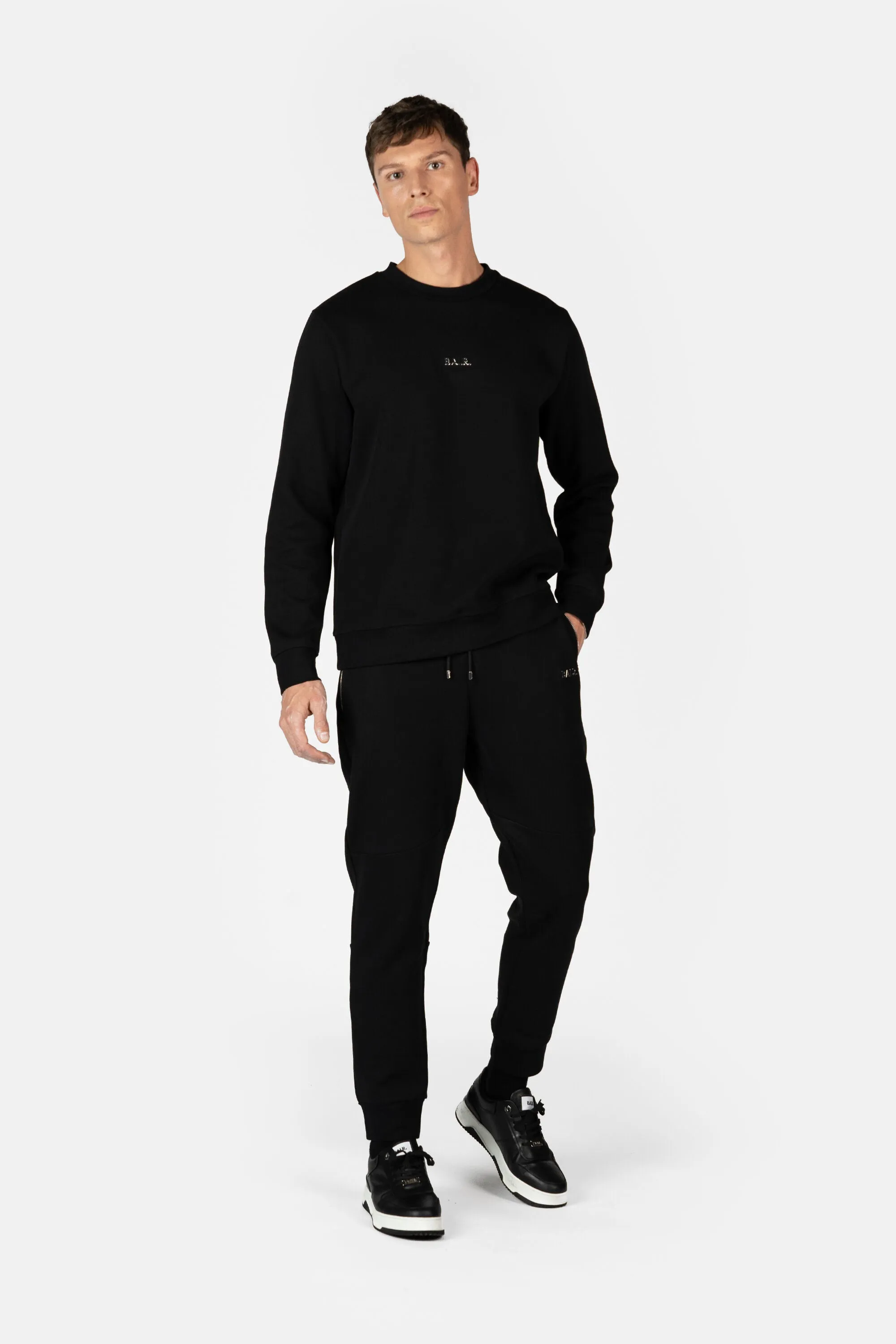 Q-Series Regular Fit Jogger Jet Black